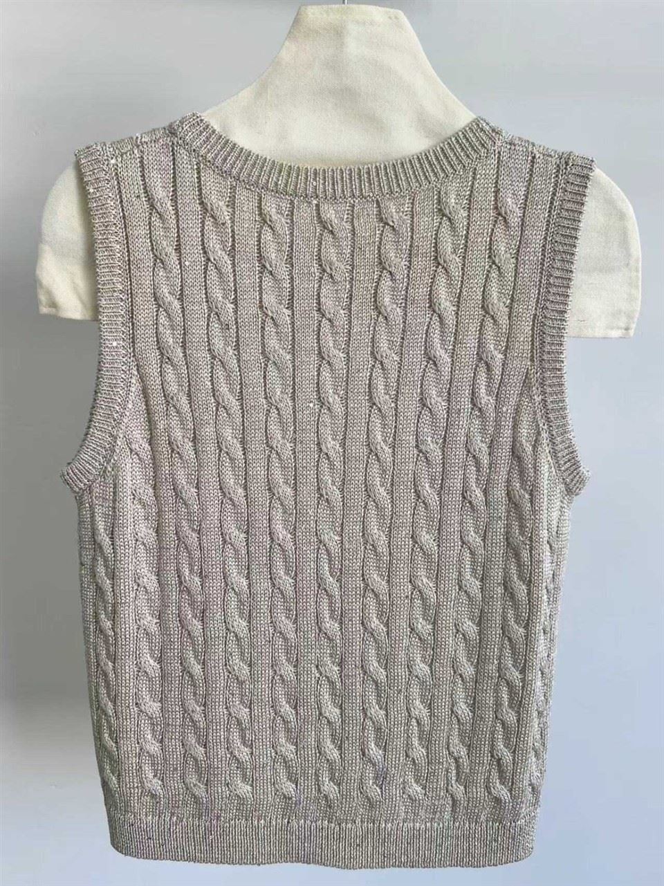 Preppy Grey Crewneck Knitted Vest Preppy Grey Crewneck Knitted Vest